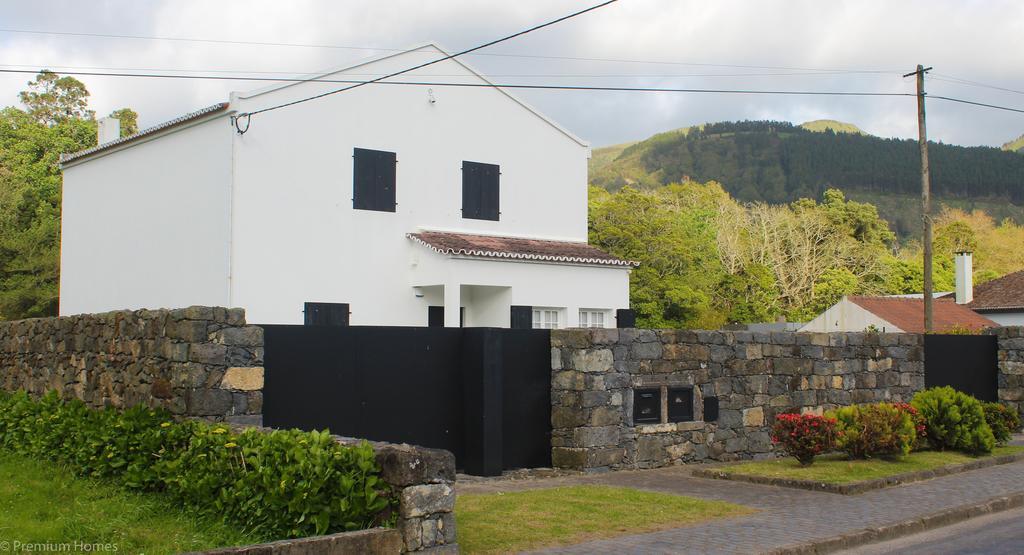 Casa Das Camelias - Family Villa By The Lagoon Sete Cidades Exteriör bild